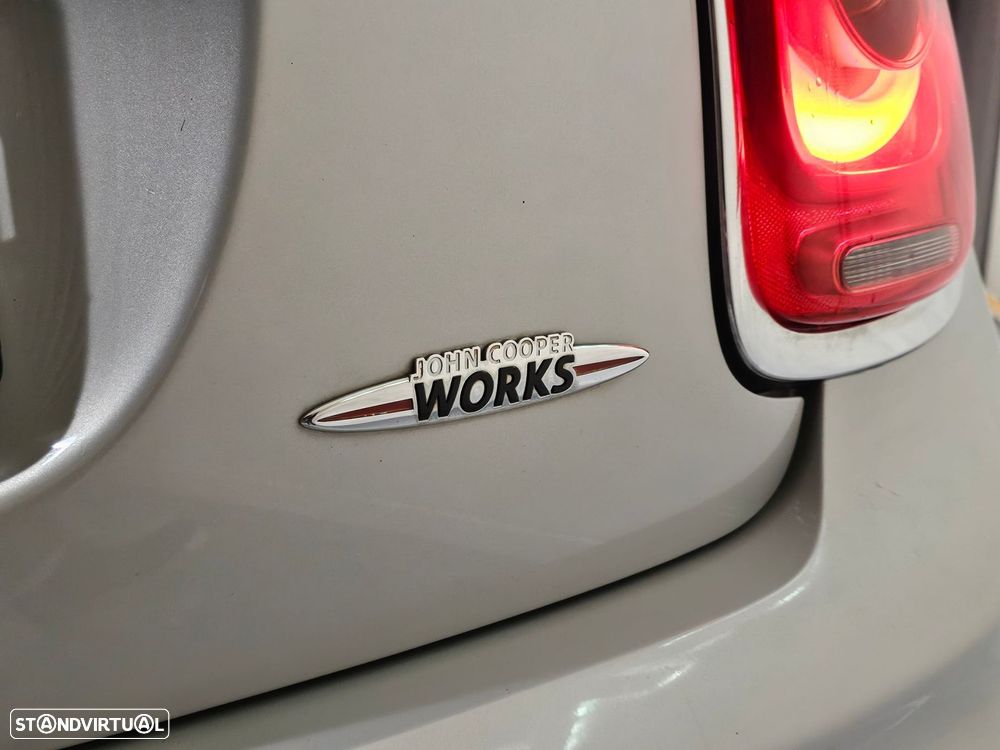 MINI 3 Portas John Cooper Works Aut. - 31