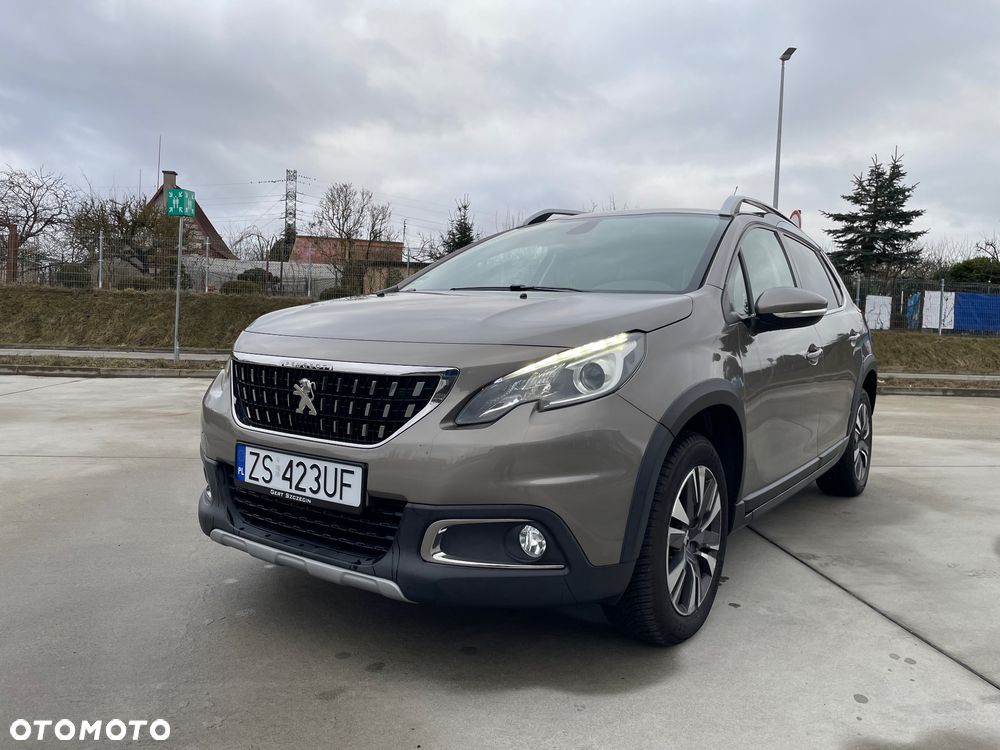 Peugeot 2008 1.2 Pure Tech Allure S&S - 1