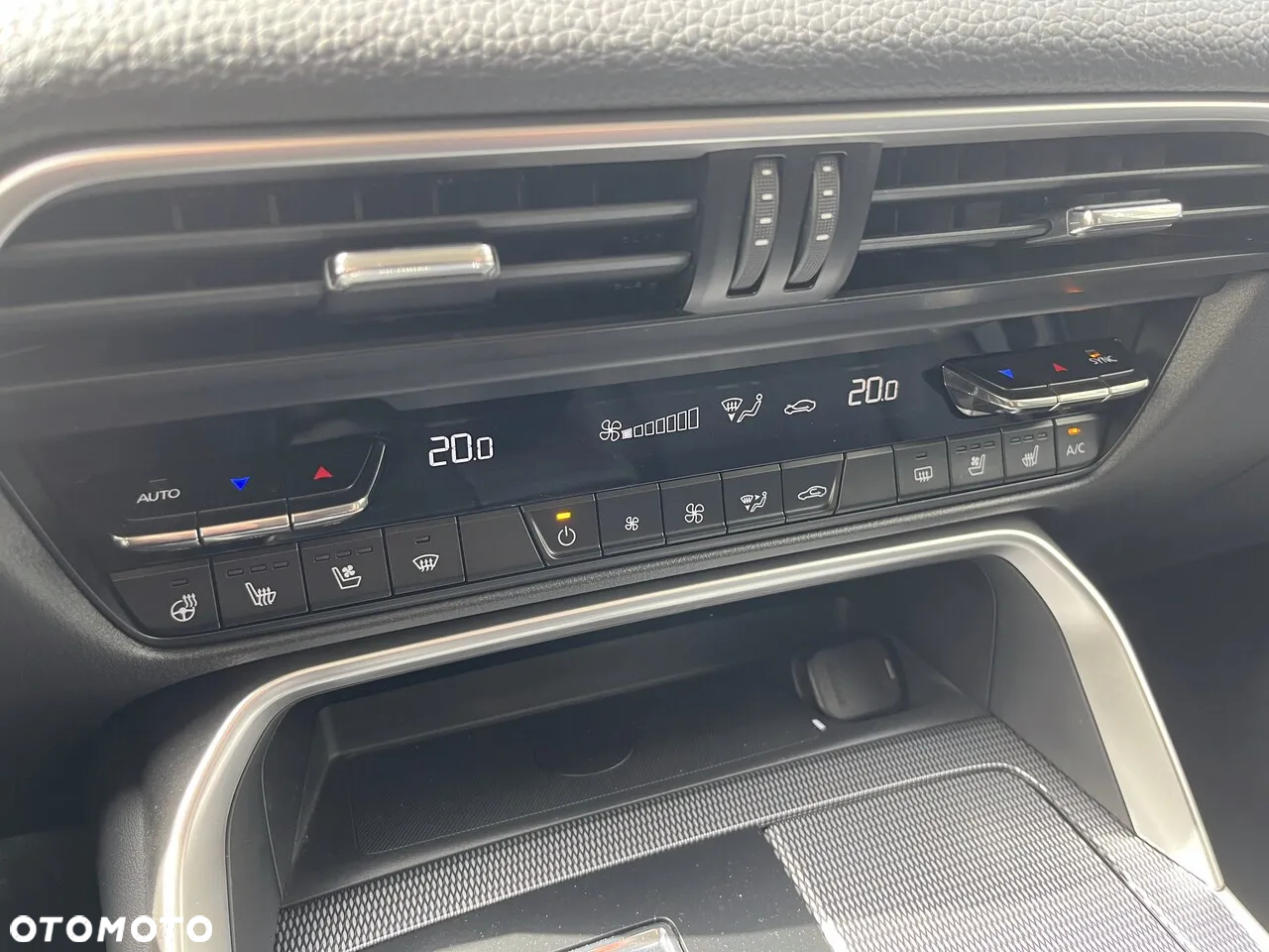 Mazda CX-60 - 22
