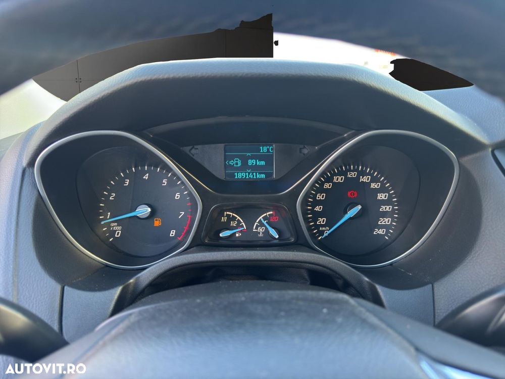 Ford Focus - 7