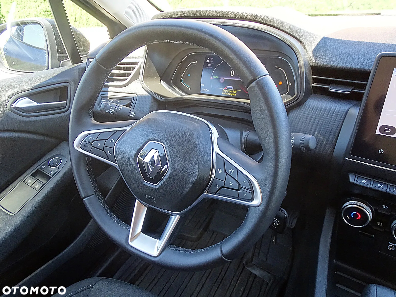 Renault Clio 1.6 E-TECH Techno - 38