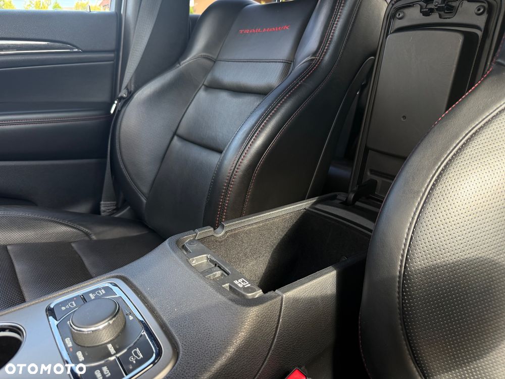 Jeep Grand Cherokee 5.7 V8 HEMI 4WD Automatik S - 27