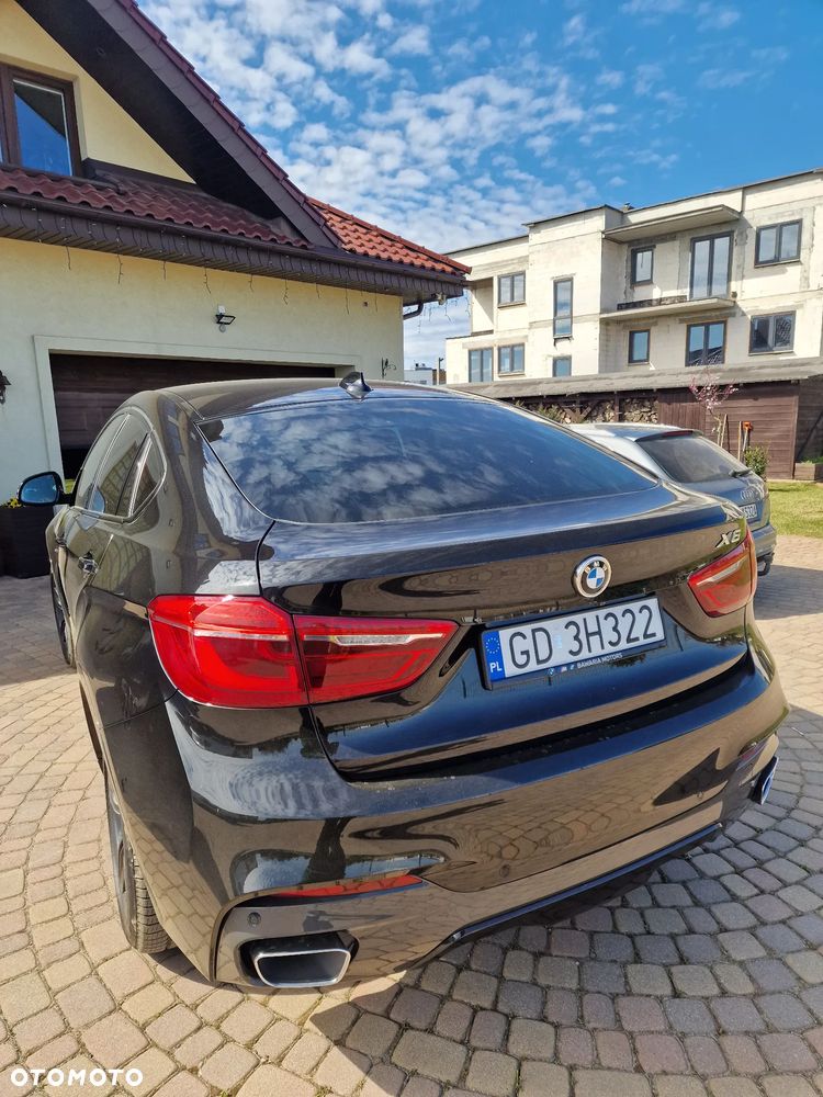 BMW X6 xDrive40d - 12