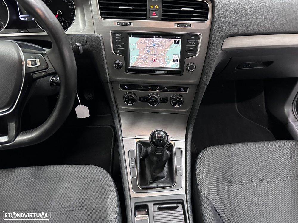VW Golf Variant 1.6 TDi BlueMotion Confortline - 12