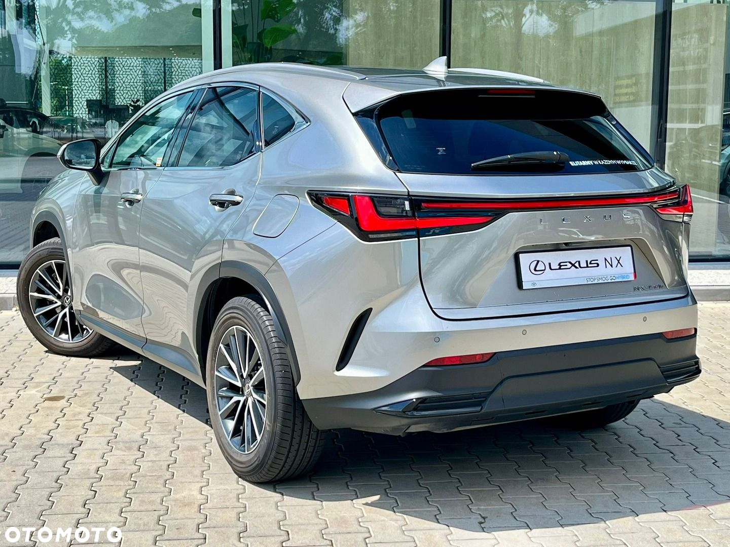 Lexus NX - 11