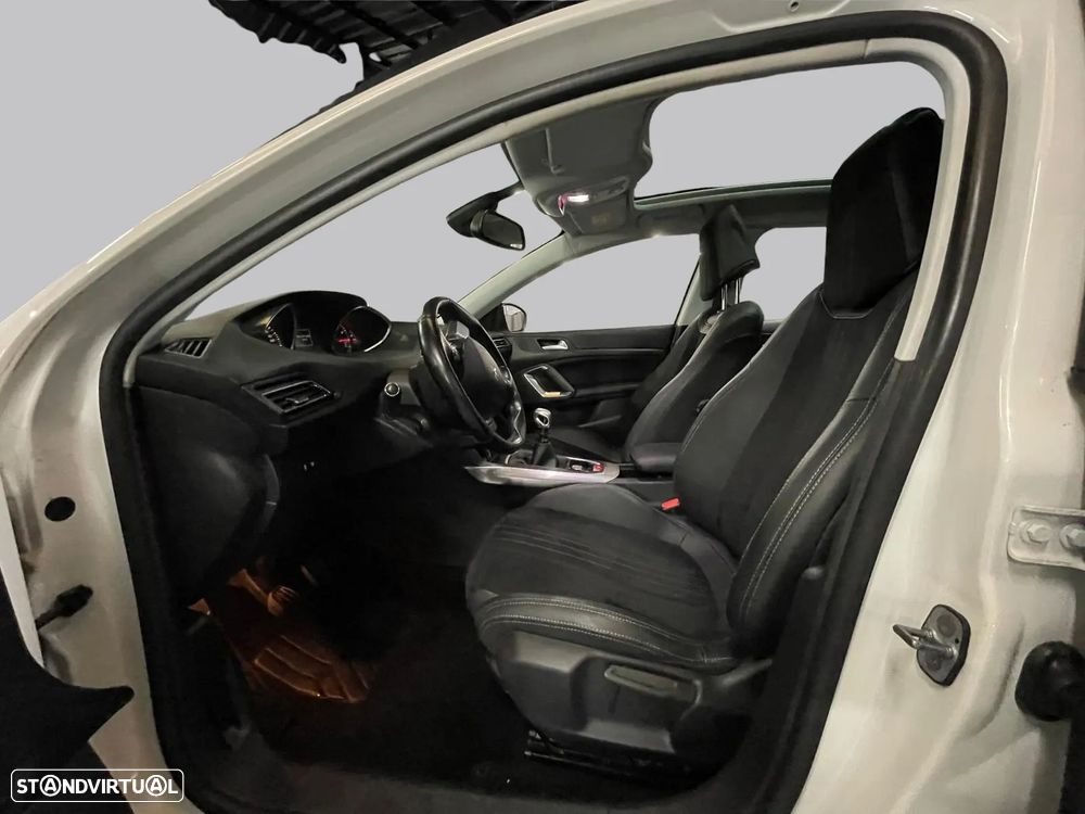 Peugeot 308 - 9