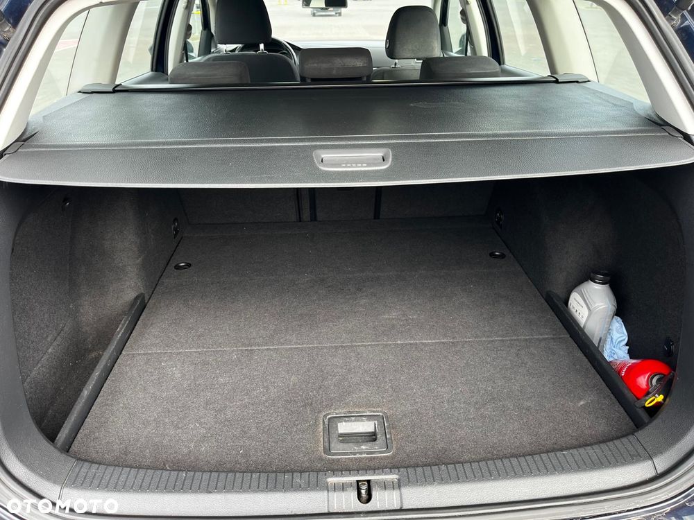 Volkswagen Golf 1.6 TDI BMT Comfortline - 8