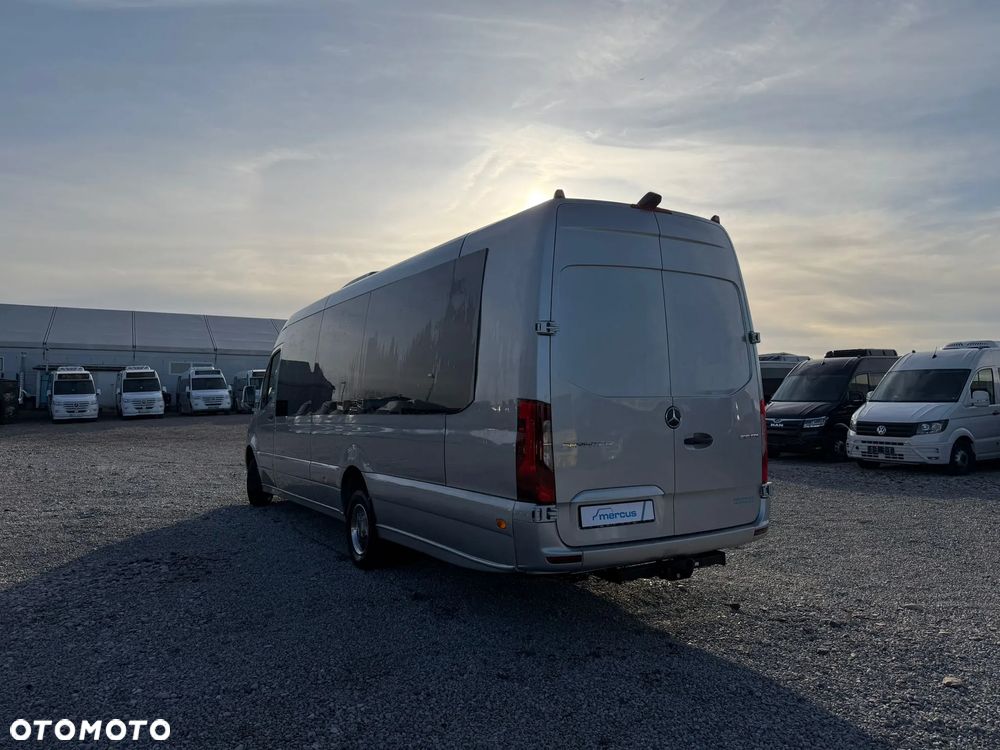 Mercedes-Benz Sprinter 519 - 11