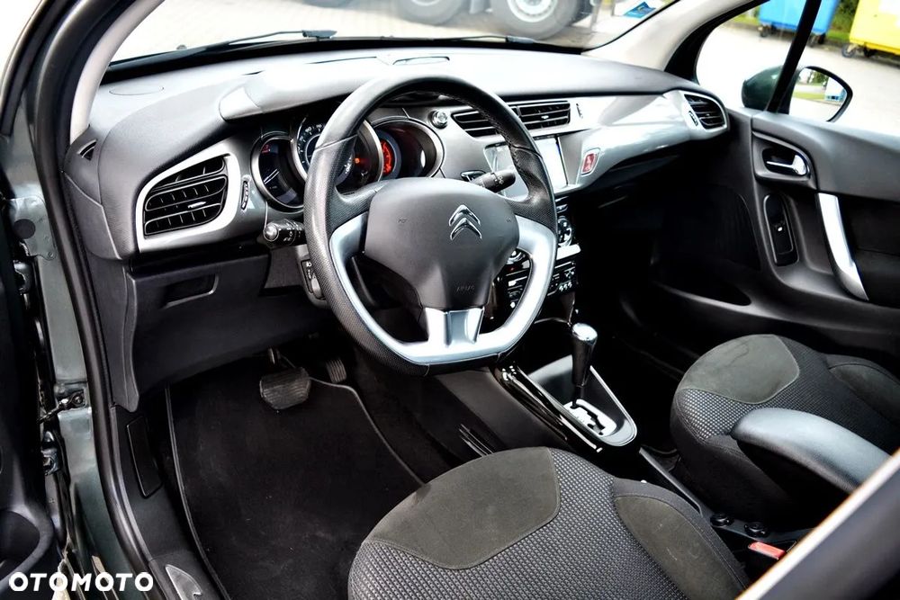 Citroën C3 VTi 120 Automatik Exclusive - 22