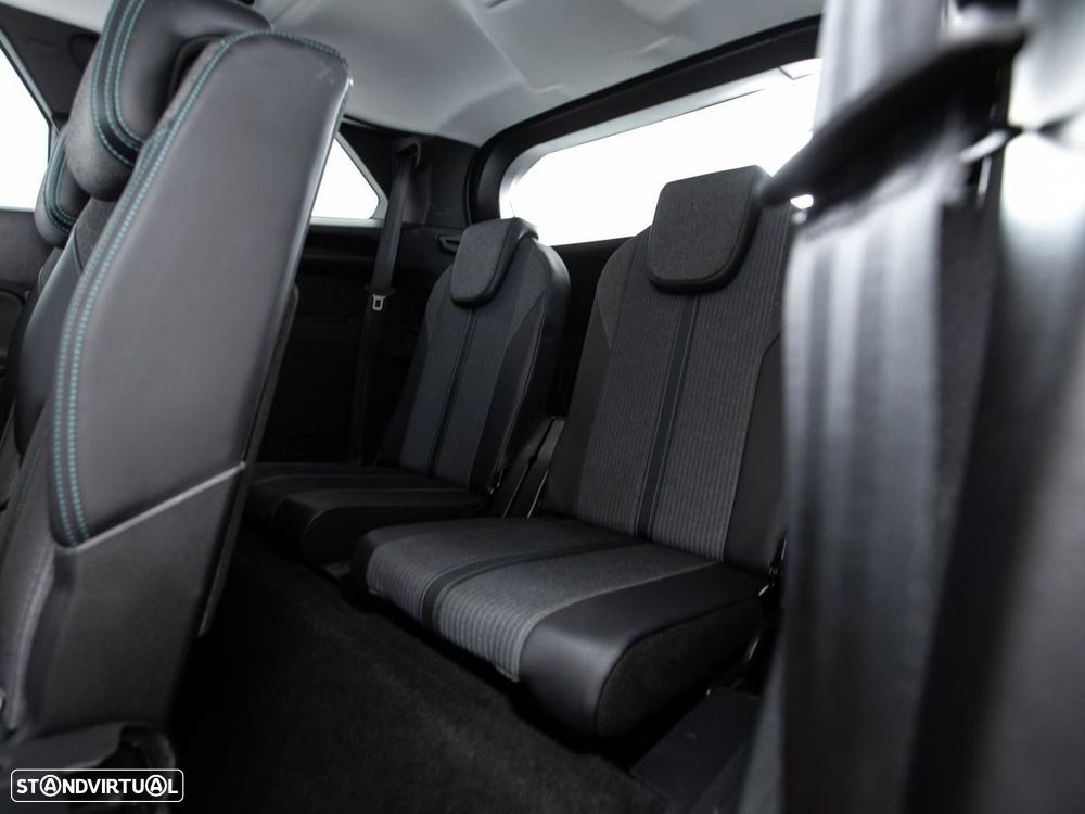 Peugeot 5008 - 12