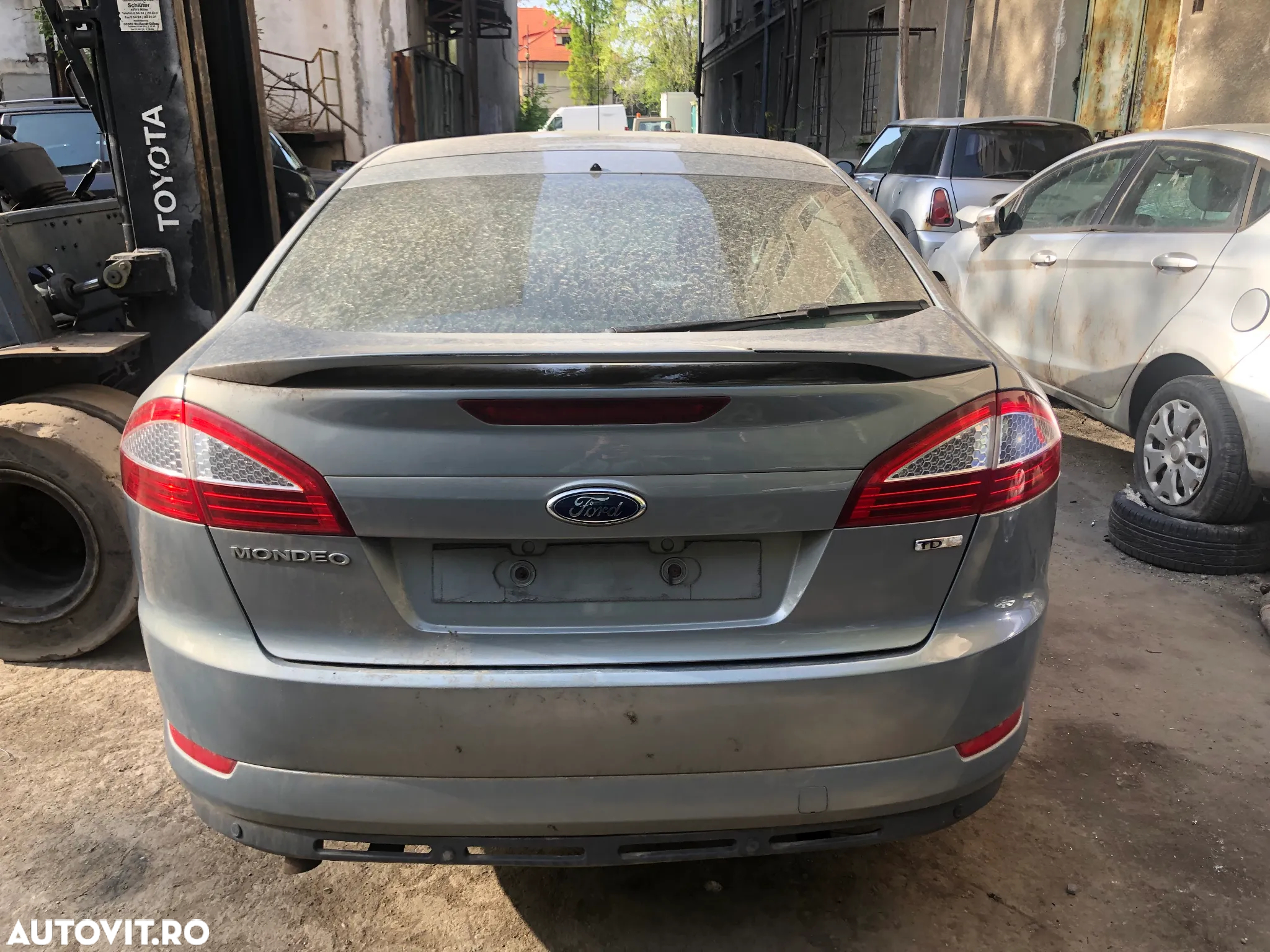 Dezmembrez Ford Mondeo MK4 SEDAN 2008 tdci gri verzui - 7