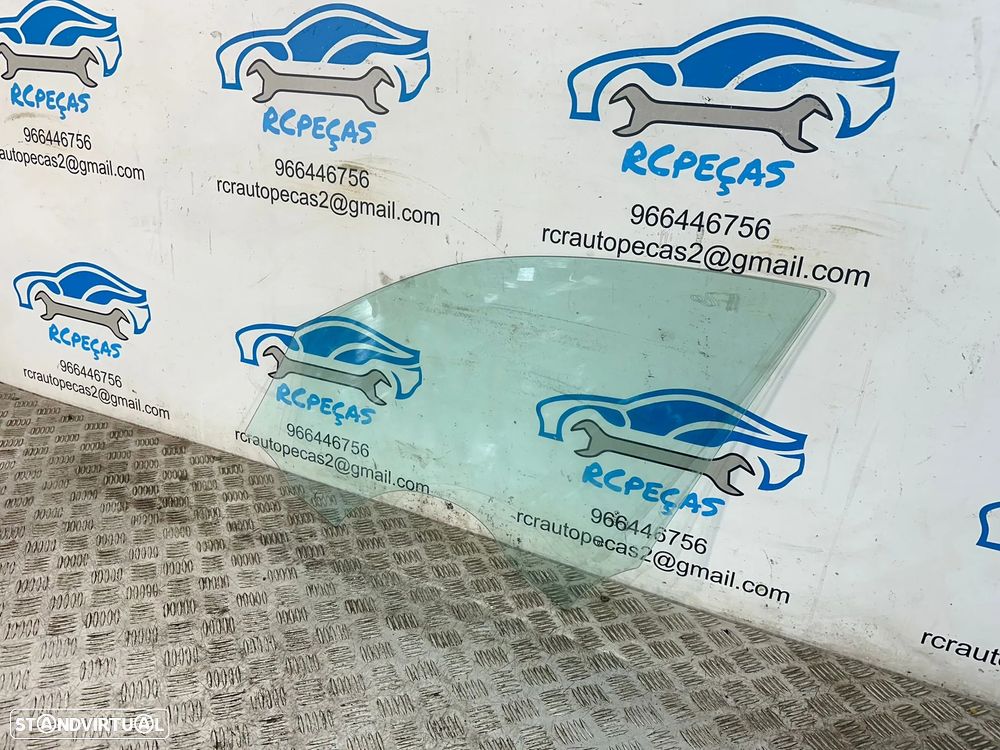 .Vidro Frente Esquerdo Porta BMW Serie 1 F20 5 portas 2012 – 2019 - 7