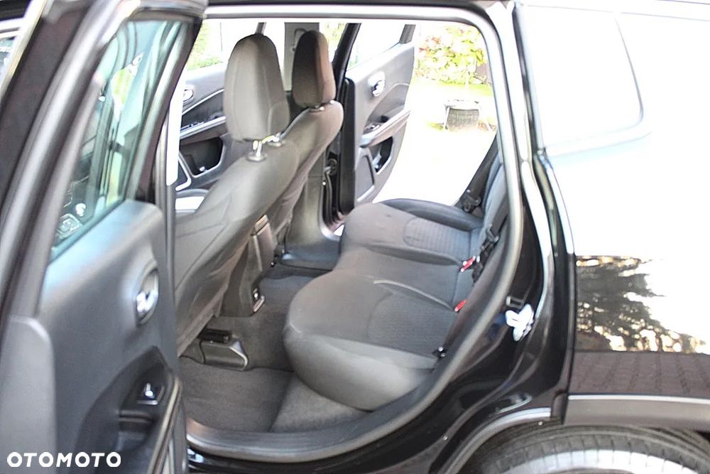 Jeep Compass 1.3 TMair Longitude FWD S&S - 13