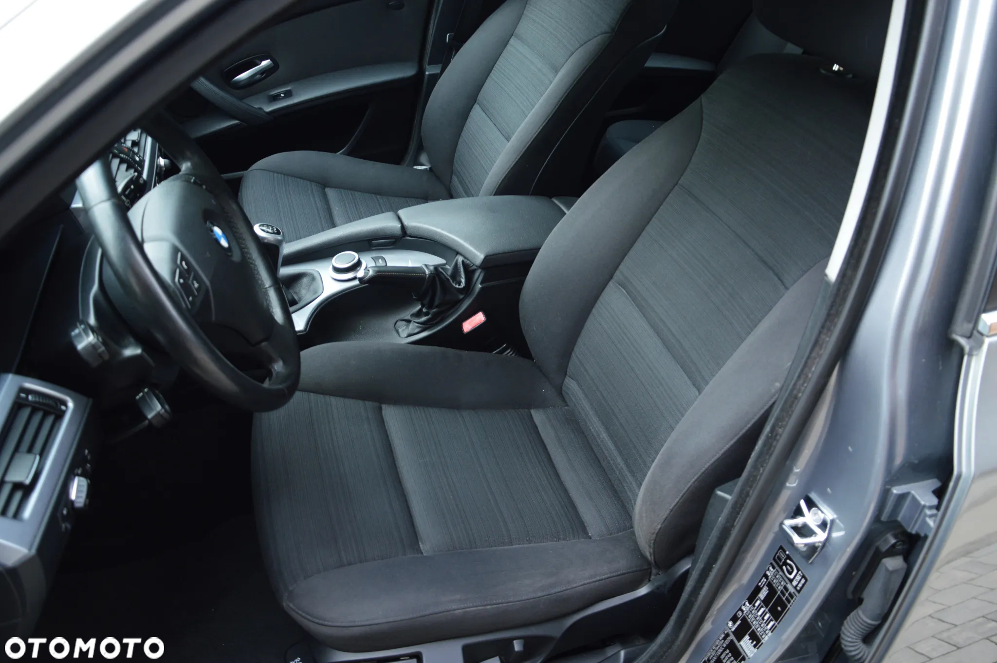 BMW Seria 5 - 11
