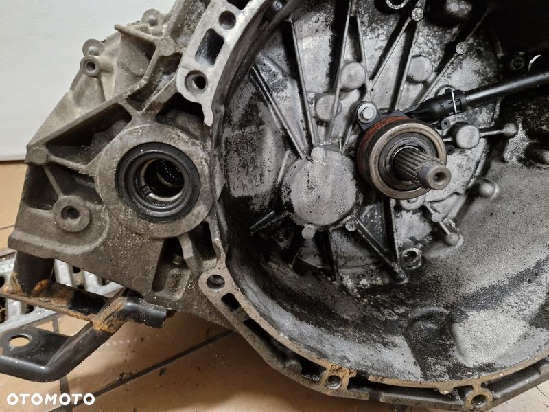 NISSAN JUKE F15 I 1 LIFT 1.2 DIG-T SKRZYNIA BIEGÓW MANUAL 6B TL4143 - 3