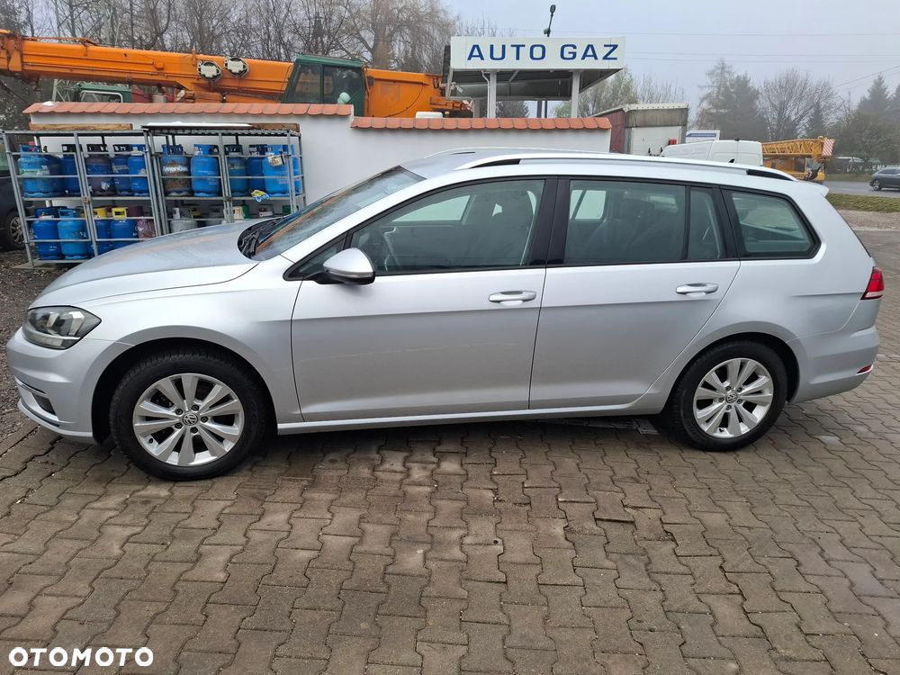 Volkswagen Golf Variant 1.6 TDI SCR DSG Comfortline - 4
