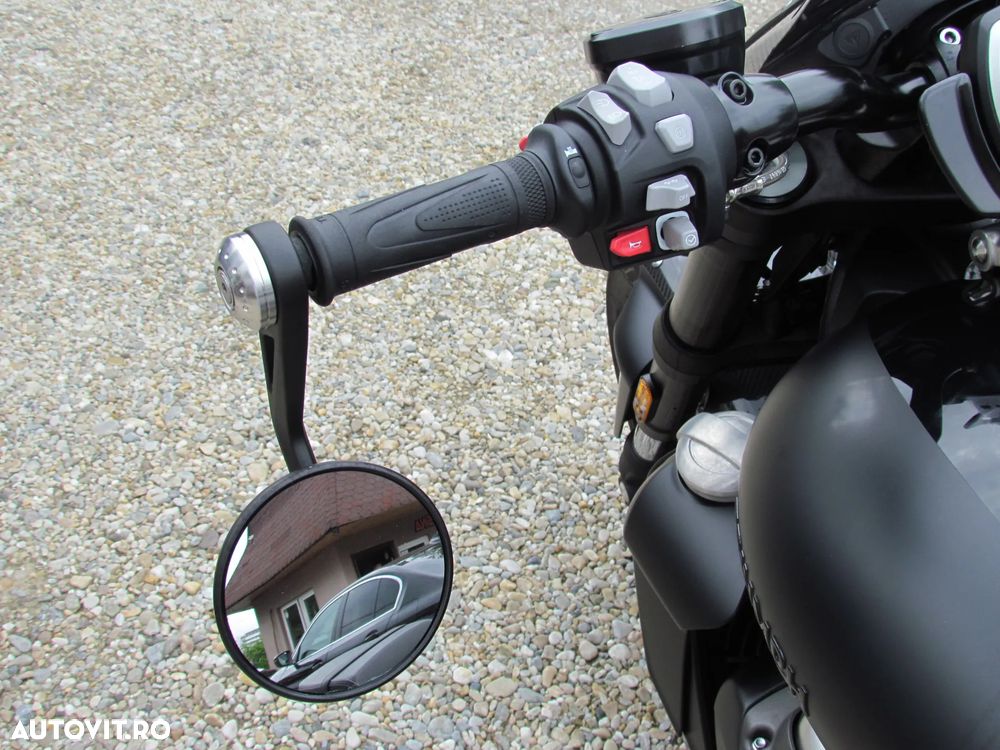 Triumph Rocket 3 R Black - 7