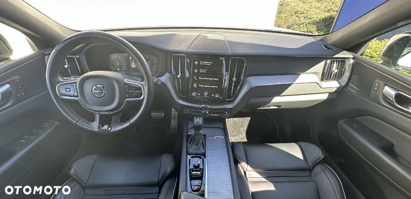 Volvo XC 60 T4 R-Design - 5