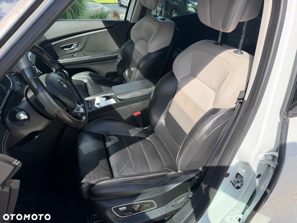 Renault Scenic ENERGY dCi 160 EDC INITIALE PARIS - 11