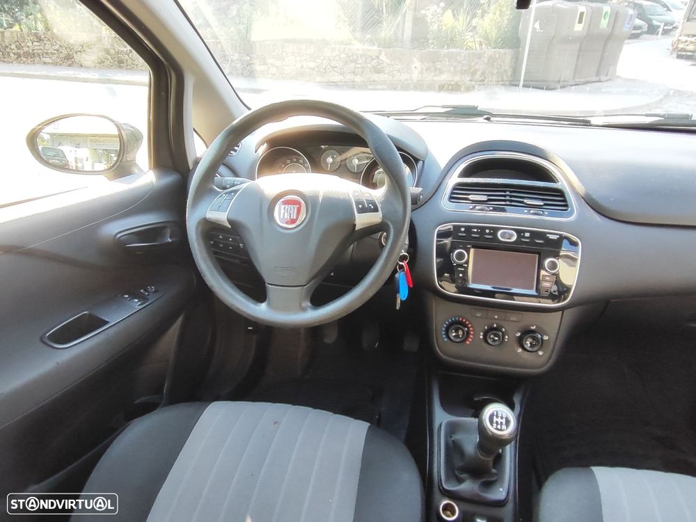 Fiat Punto 1.3 M-Jet Easy S&S - 9