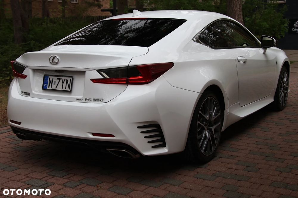 Lexus RC - 5