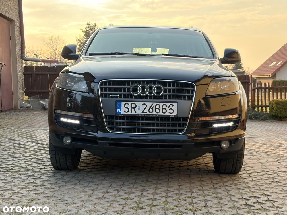 Audi Q7 - 9