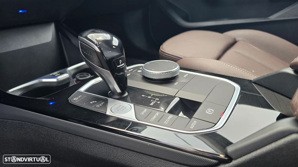 BMW 116 i Aut. Luxury Line - 40