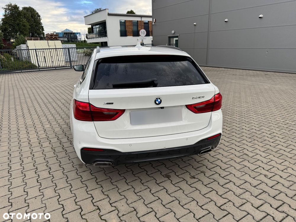 BMW Seria 5 530i xDrive M Sport sport - 6