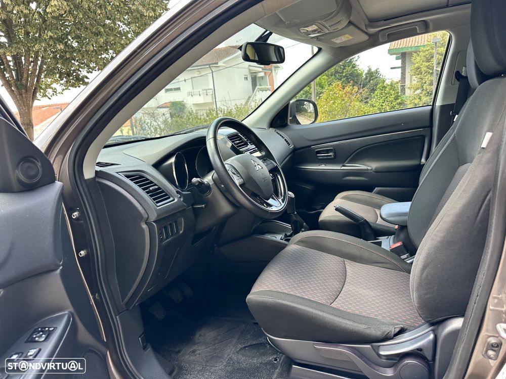 Mitsubishi ASX 1.6 MIVEC Intense - 22