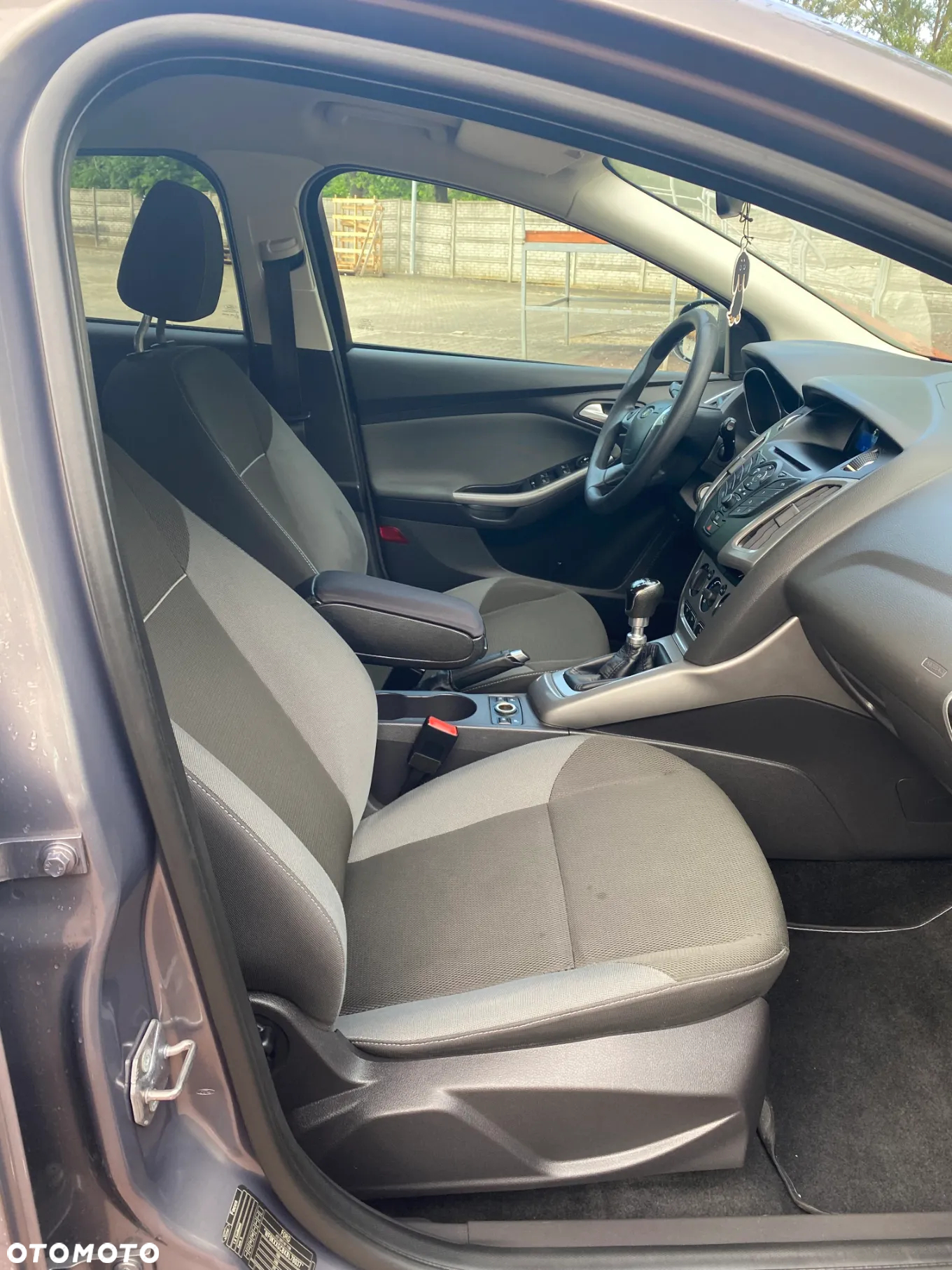Ford Focus 1.6 EcoBoost Titanium - 12
