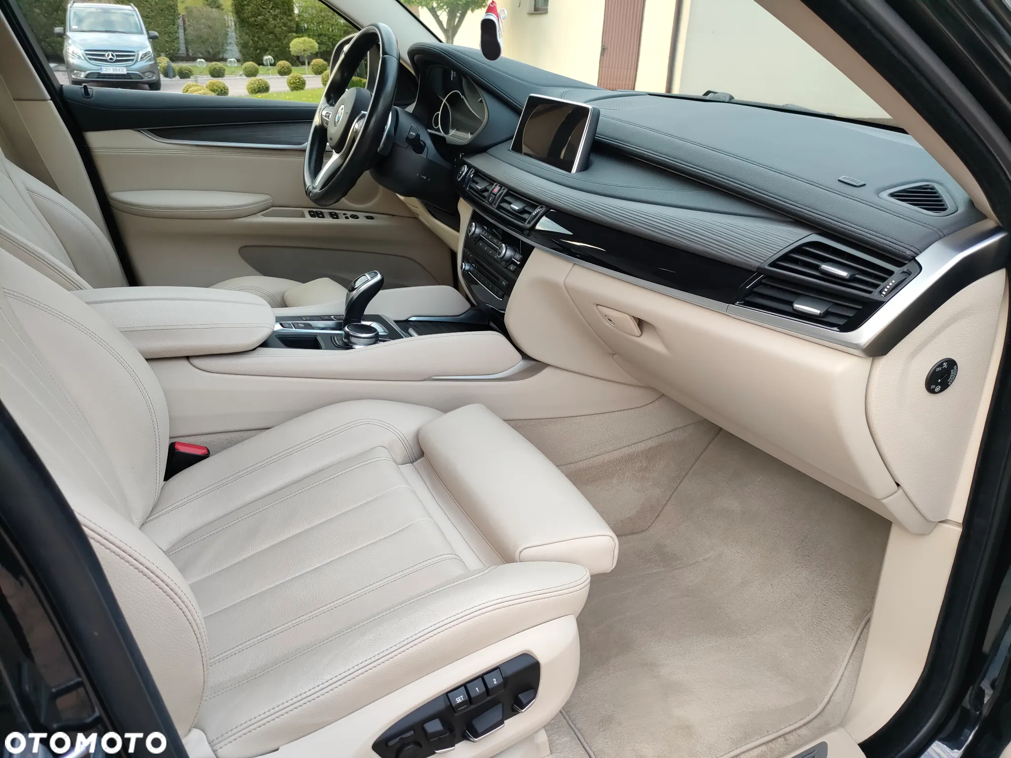 BMW X6 xDrive30d - 12