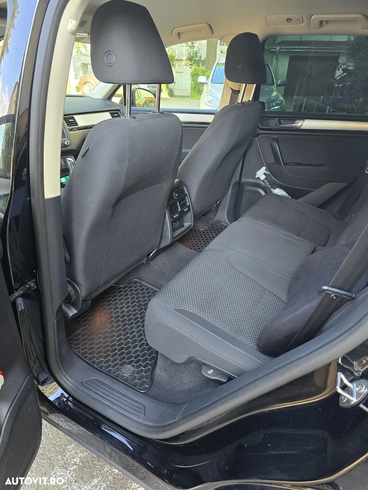 Volkswagen Touareg 3.0 V6 TDI BMT - 7