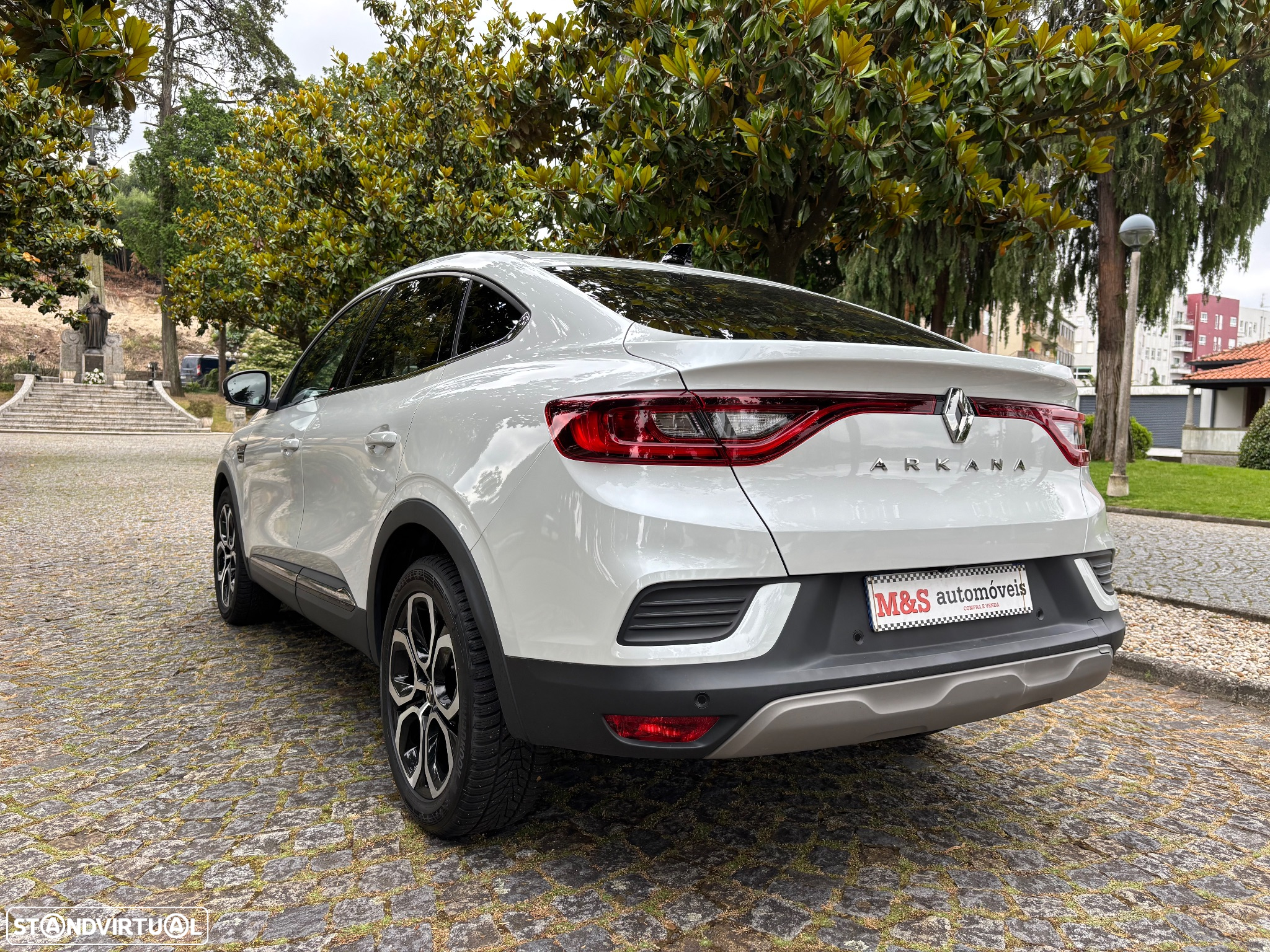 Renault Arkana 1.6 E-Tech Intens - 10