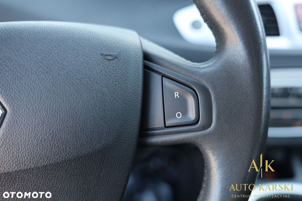Renault Scenic - 23