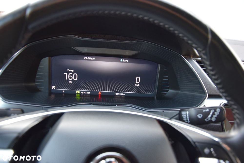 Skoda Superb 2.0 TDI Ambition DSG7 - 17