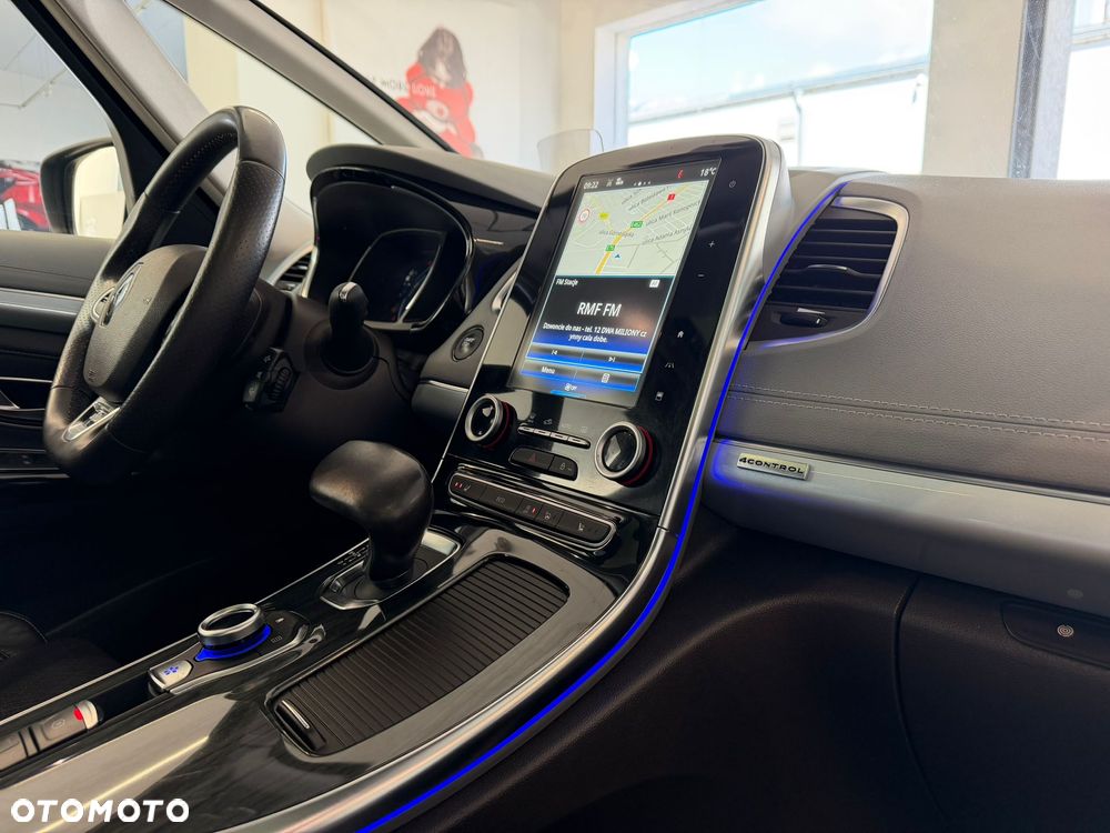 Renault Espace 1.6 dCi Energy Initiale Paris EDC 7os - 26