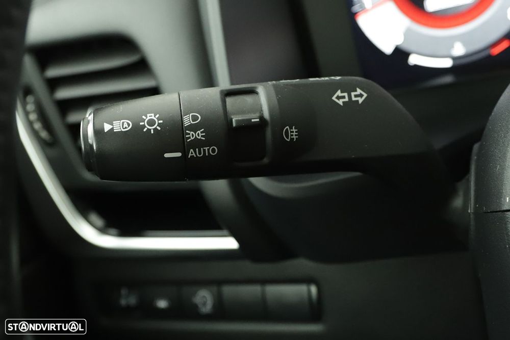 Nissan Qashqai 1.3 DIG-T N-Connecta - 17