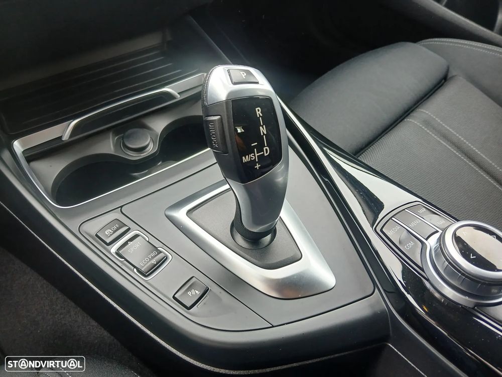 BMW 116 d Aut. Sport Line - 36