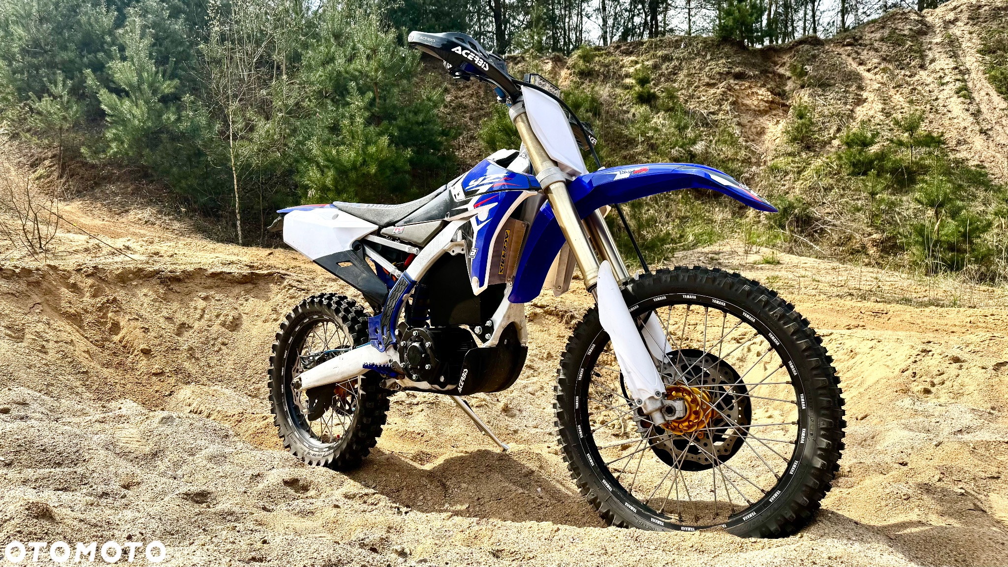 Yamaha YZF - 2