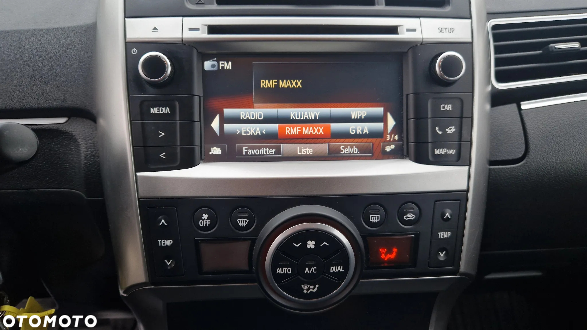Toyota Verso 1.8 Premium 7os EU6 - 23