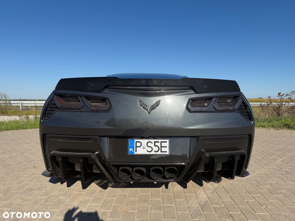 Chevrolet Corvette - 13