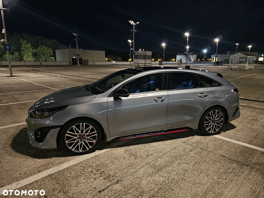 Kia ProCeed 1.6 T-GDI GT DCT - 27