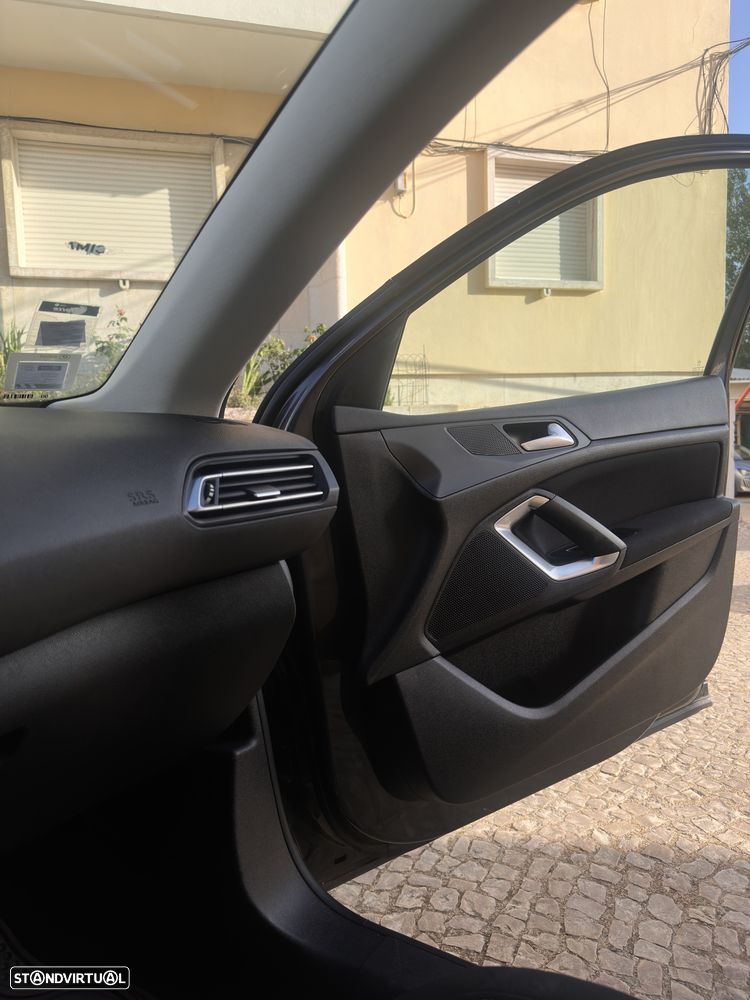 Peugeot 308 SW 1.5 BlueHDi Allure - 27