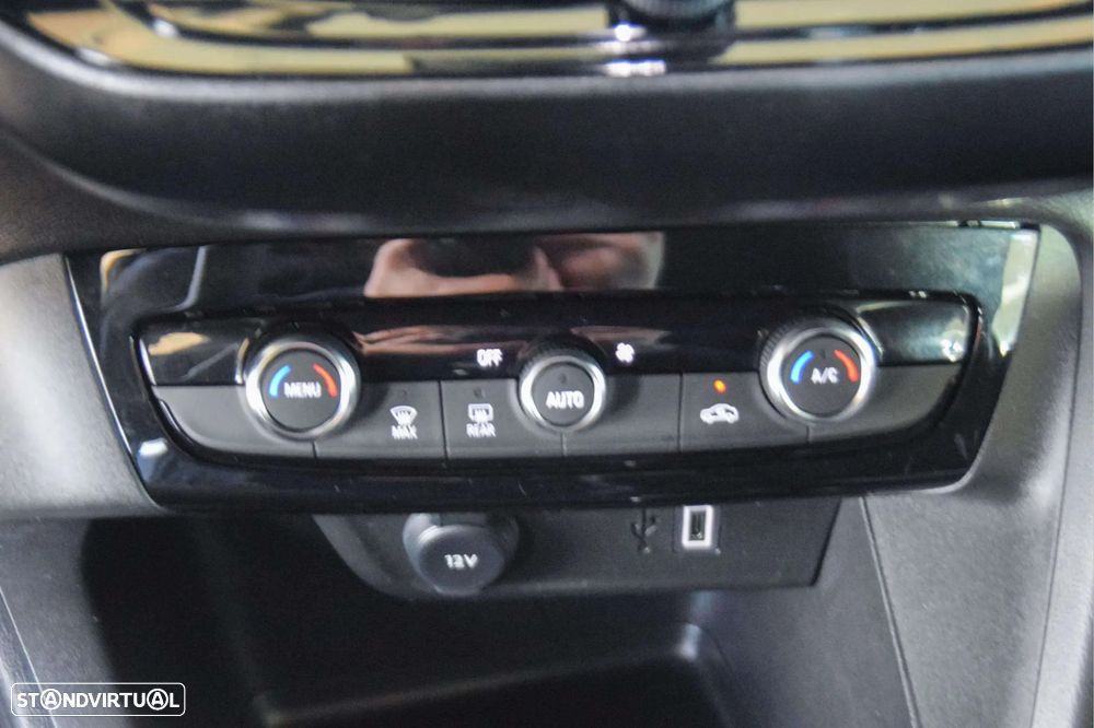 Opel Corsa 1.2 T GS - 17