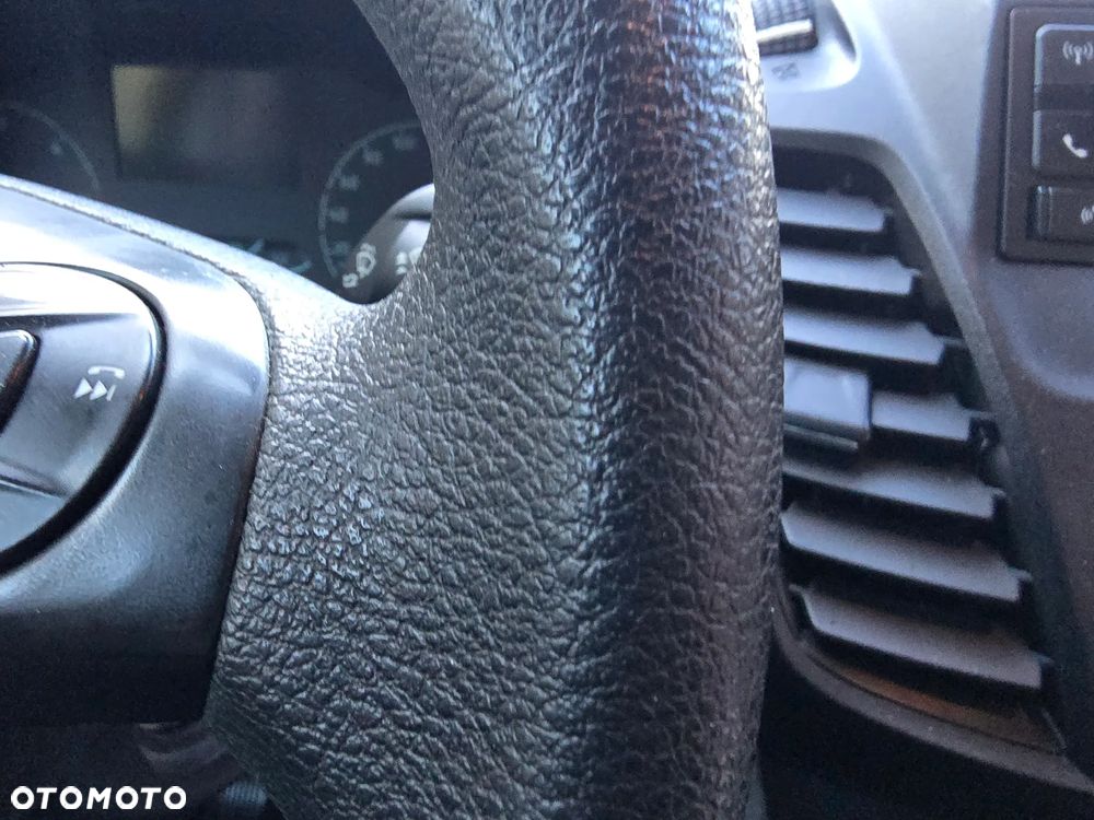 Ford Transit Connect - 12