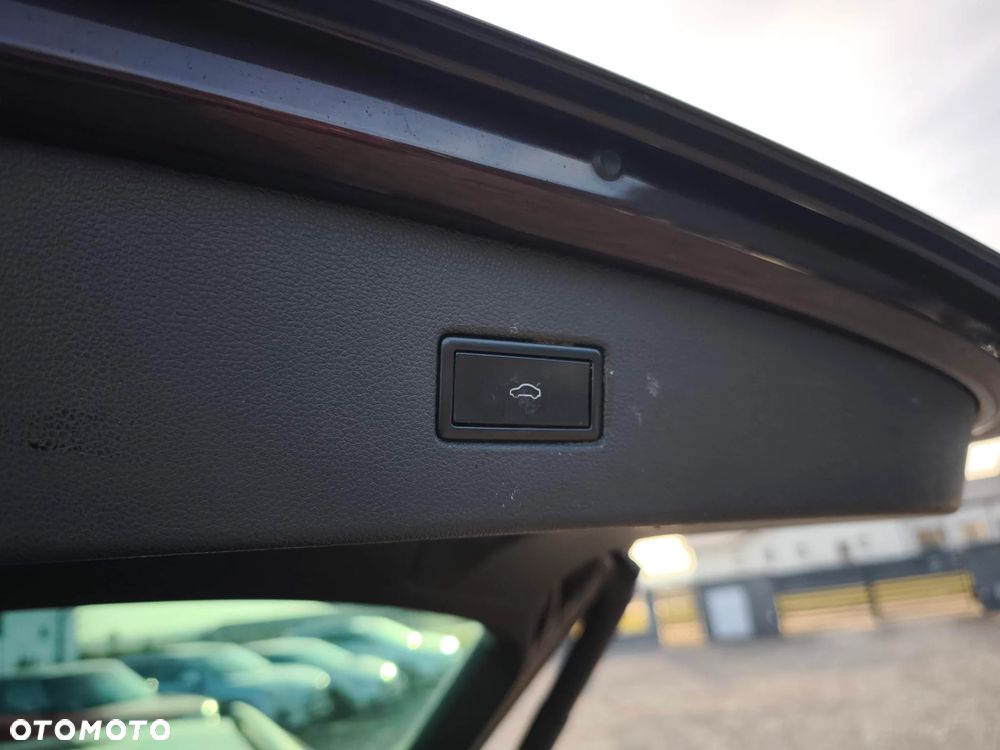 Volkswagen Tiguan 2.0 TDI SCR 4MOTION DSG Highline - 13