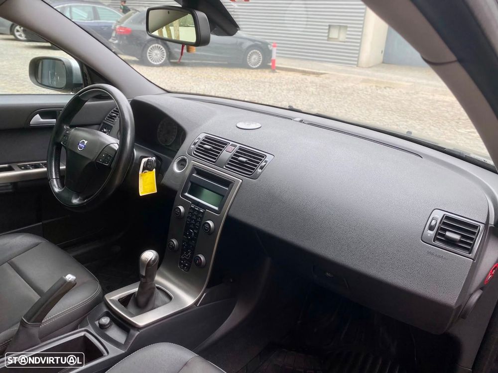 Volvo V50 2.0 D R-Design - 14
