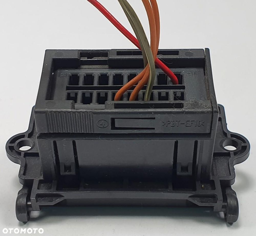 GNIAZDO DIAGNOSTYCZNE OBD MERCEDES GL X164 - 3
