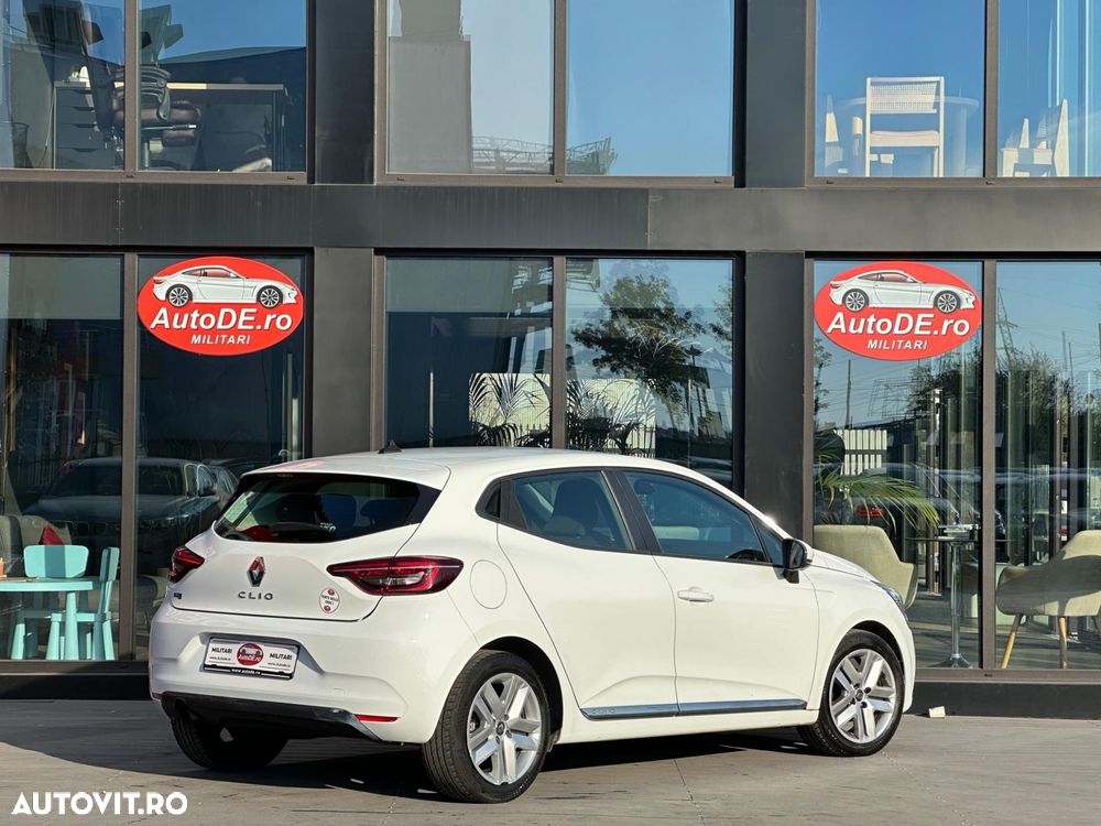 Renault Clio - 5