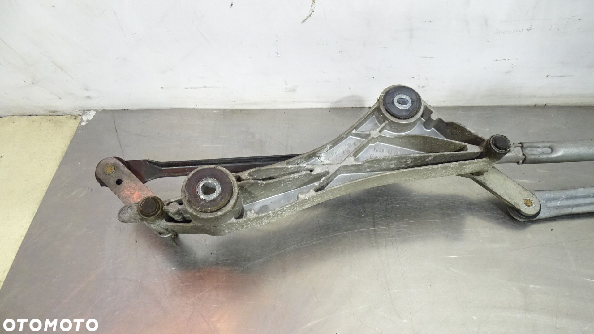 MECHANIZM WYCIERACZEK PRZÓD MERCEDES W245 B200  A1698200300 - 3